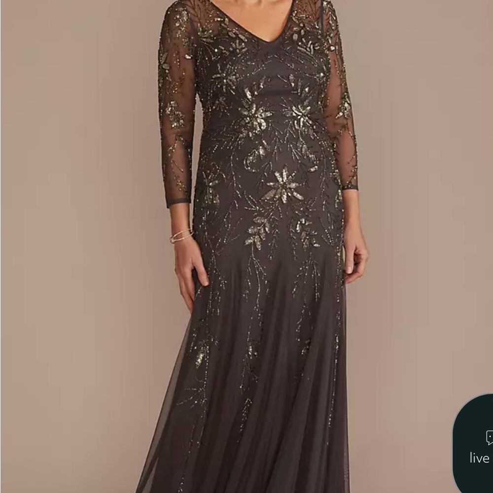 Oleg Cassini Elegant Gray Dress with Beaded Details